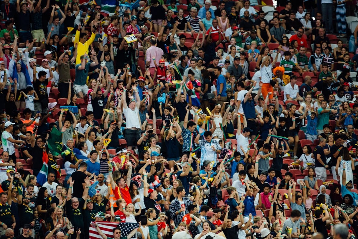 Diese Songs sollte jeder Fußballfan für diesen Sommer kennen
