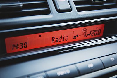 Webradio einschalten im Auto