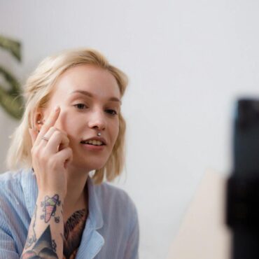 TikTok Beauty: Virale Trend-Kosmetik, die ihr Geld wirklich wert ist